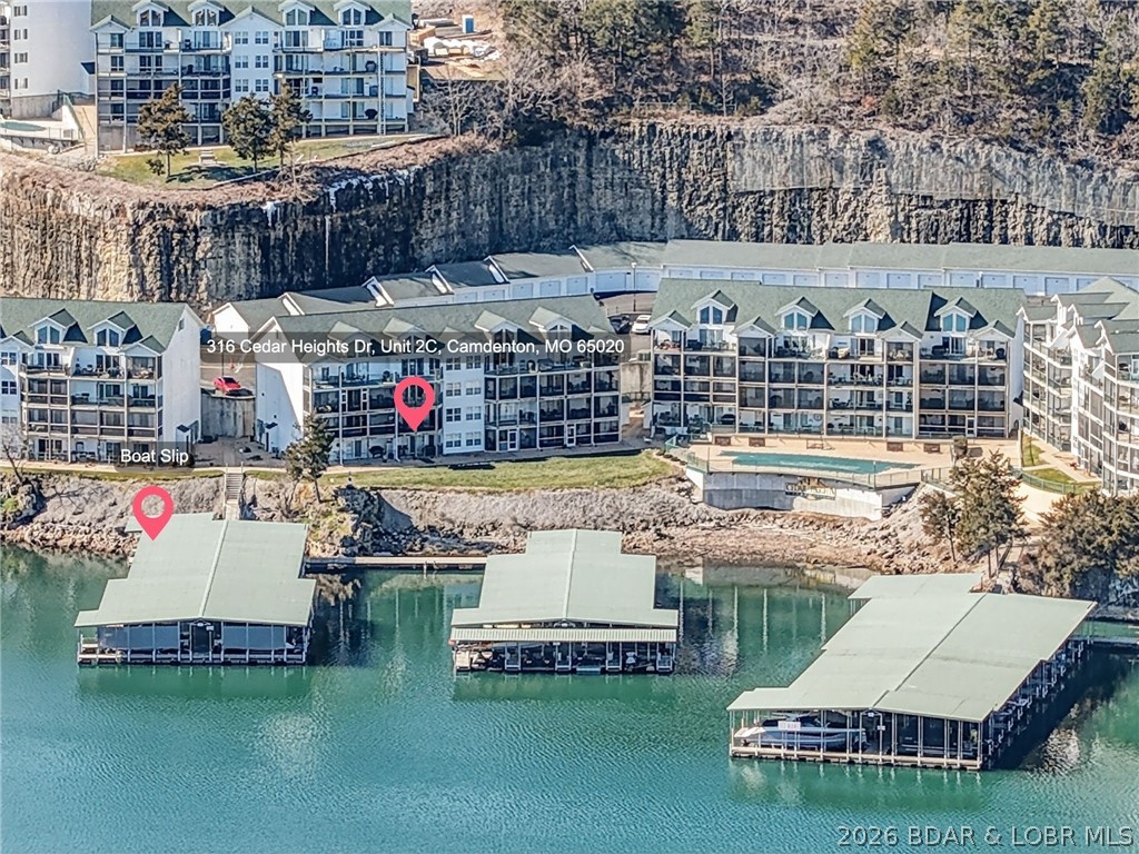 Cedar Heights Condominium - Residential