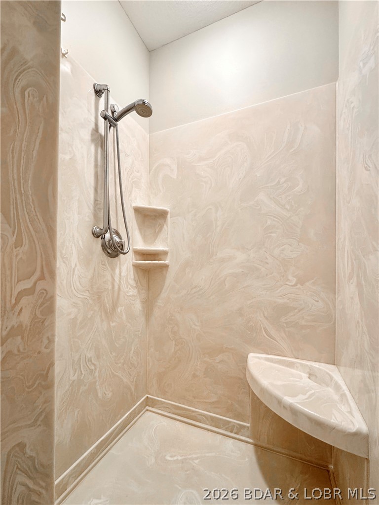 Cliff View - Residential