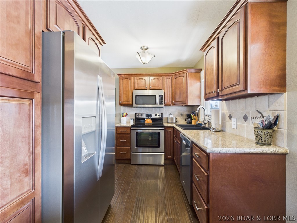 Snug Harbor - Residential