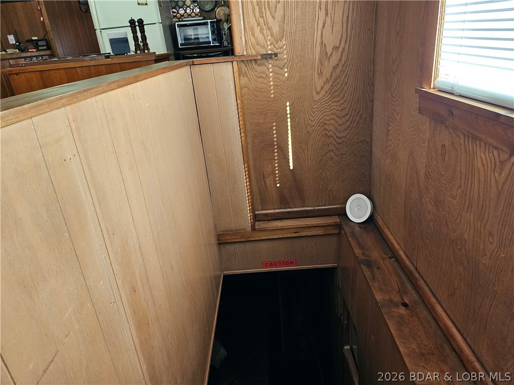 Golden Goose - Residential