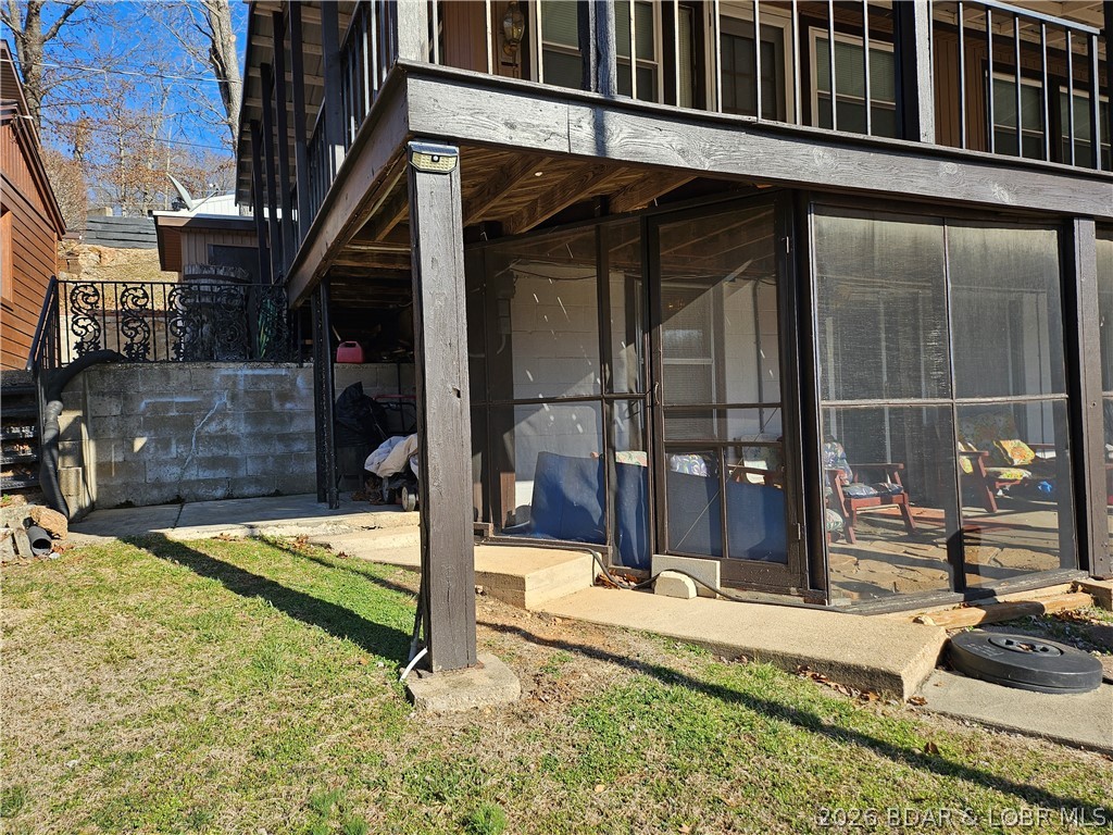 Golden Goose - Residential