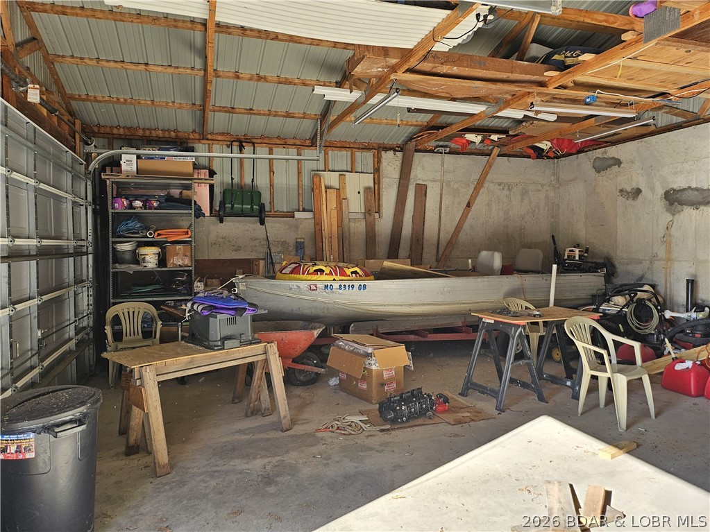 Golden Goose - Residential