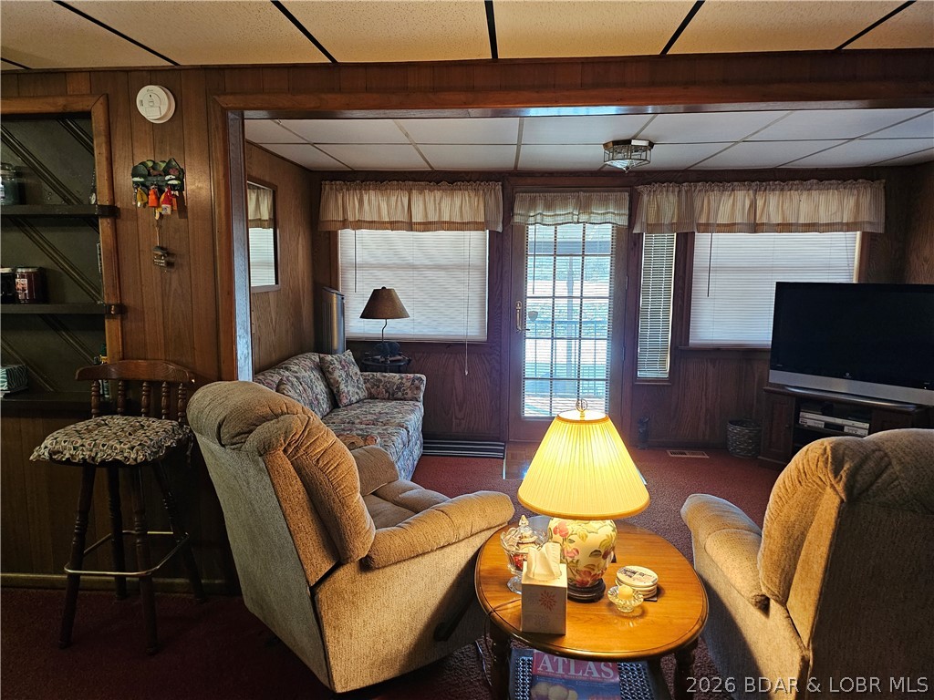 Golden Goose - Residential