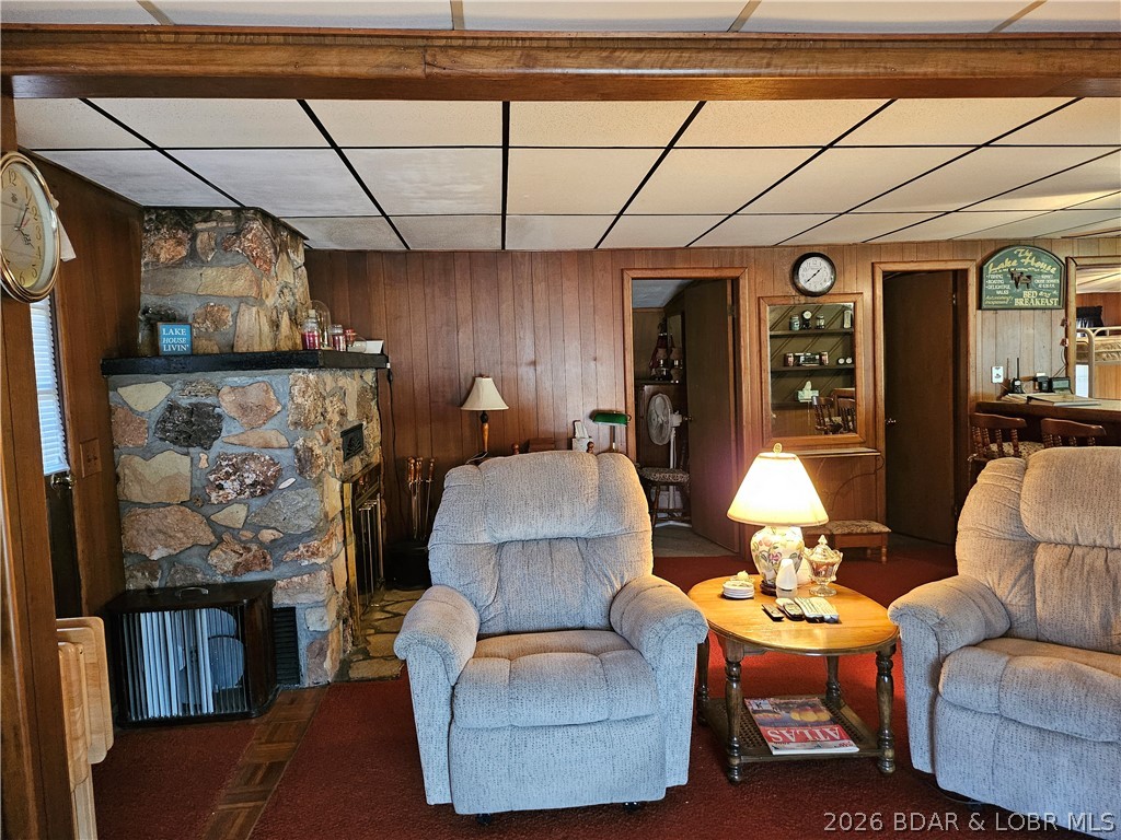 Golden Goose - Residential