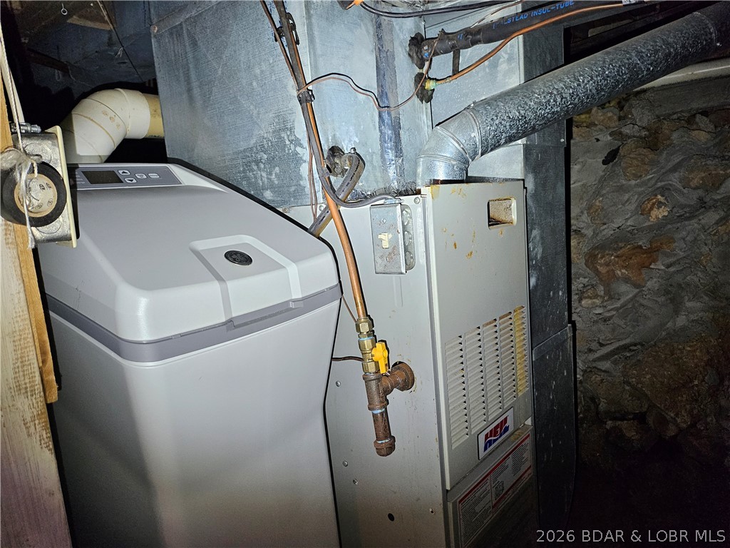 Golden Goose - Residential