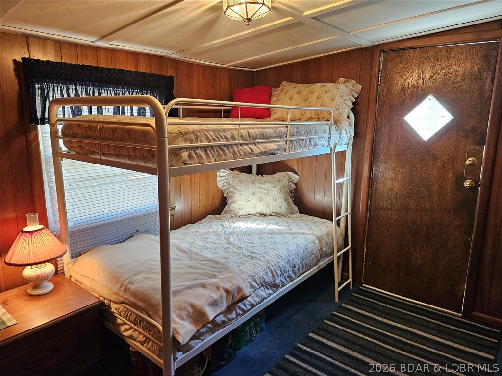 Golden Goose - Residential