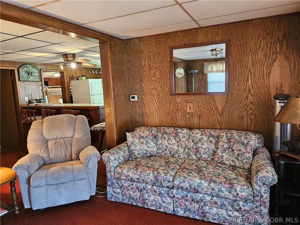 Golden Goose - Residential