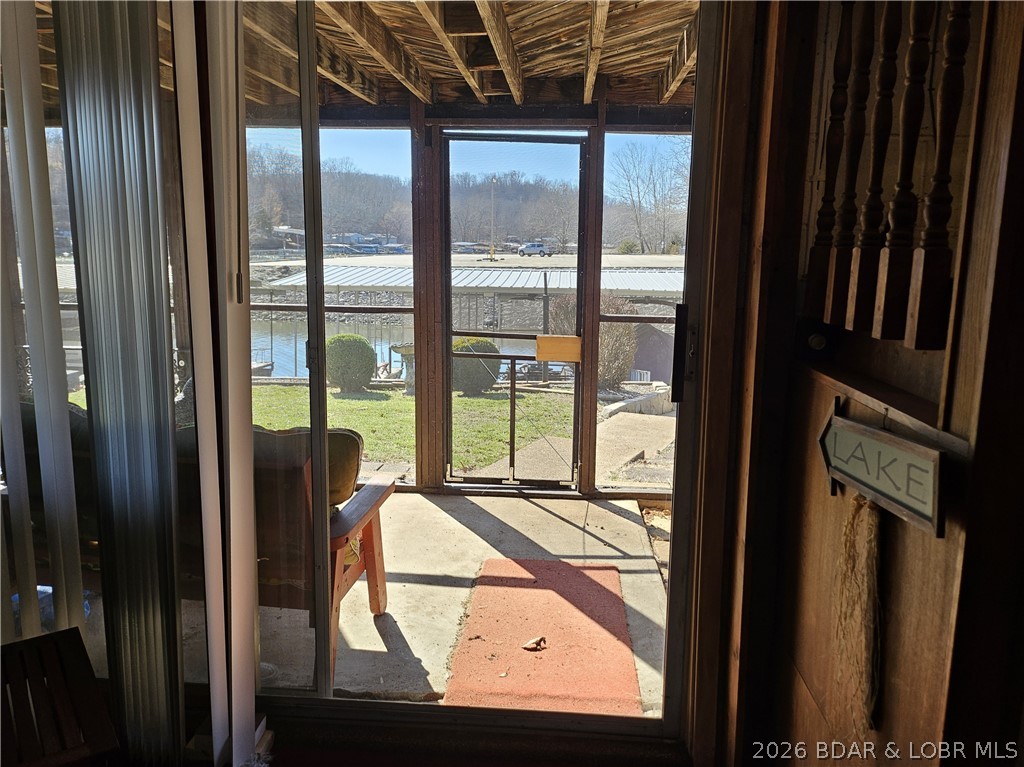 Golden Goose - Residential