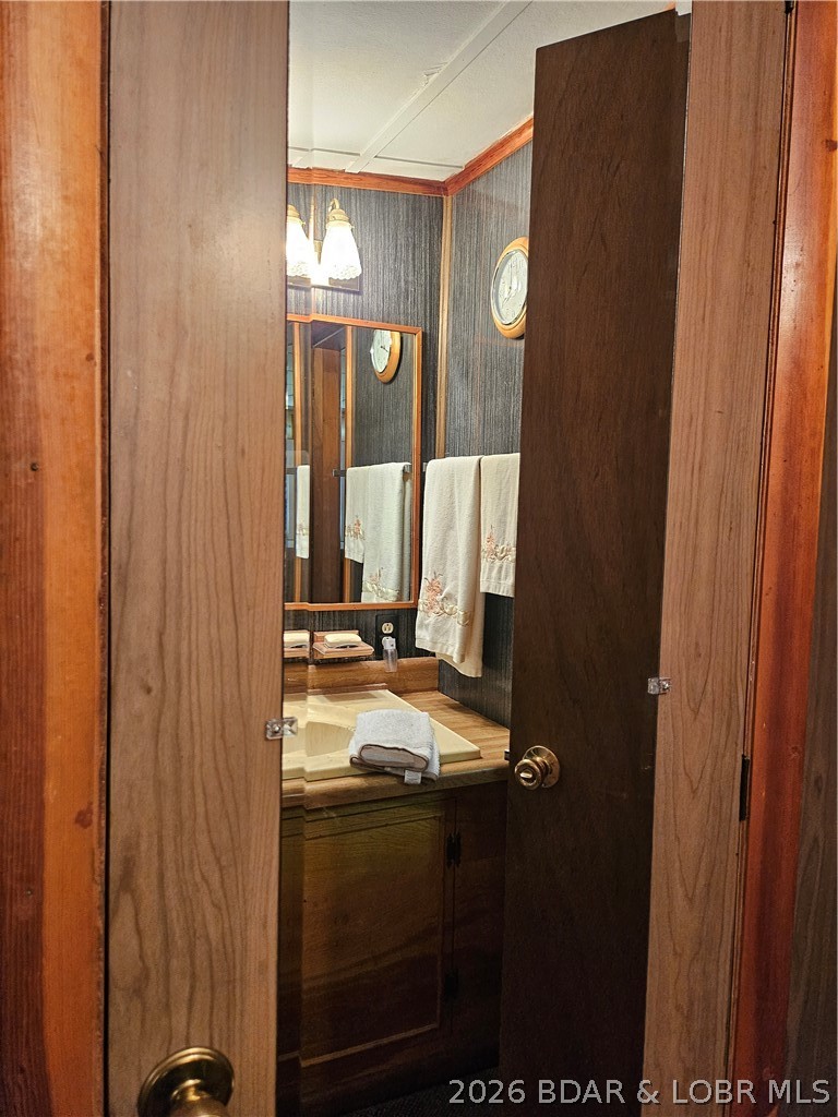 Golden Goose - Residential