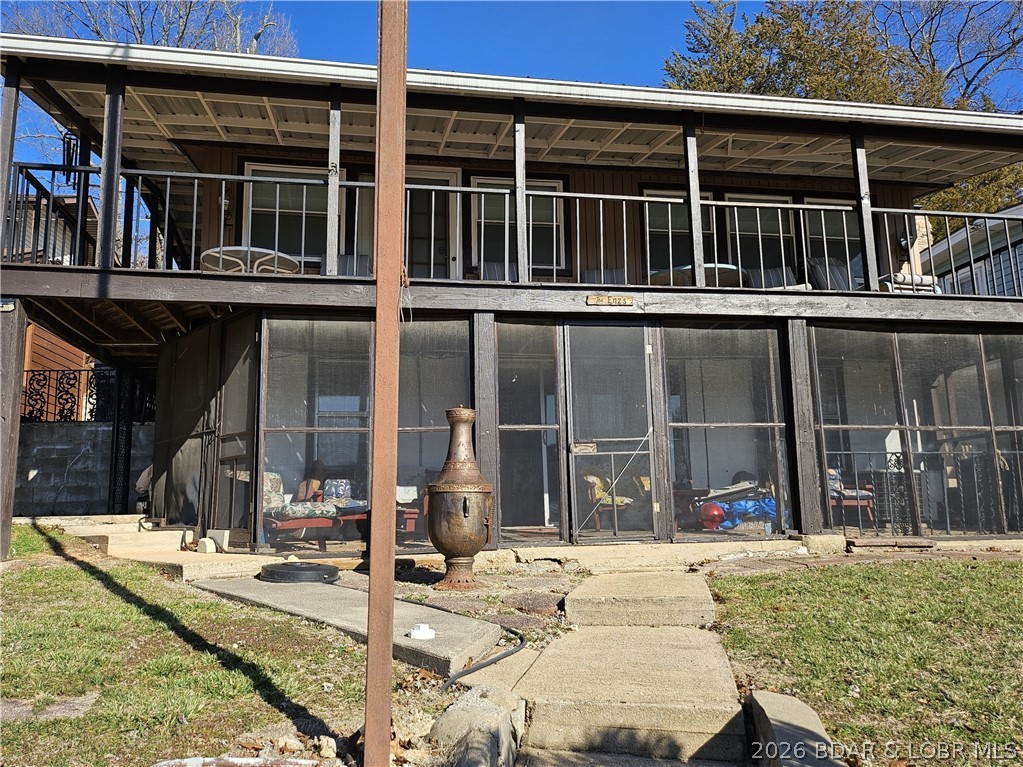 Golden Goose - Residential