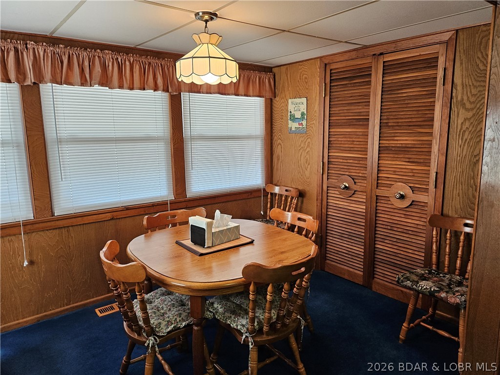 Golden Goose - Residential