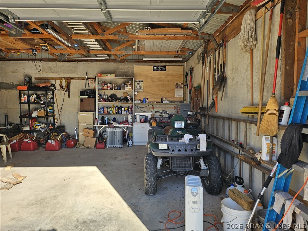 Golden Goose - Residential