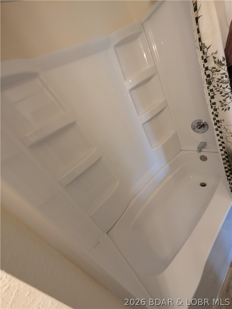 Johnsons Bay - Residential