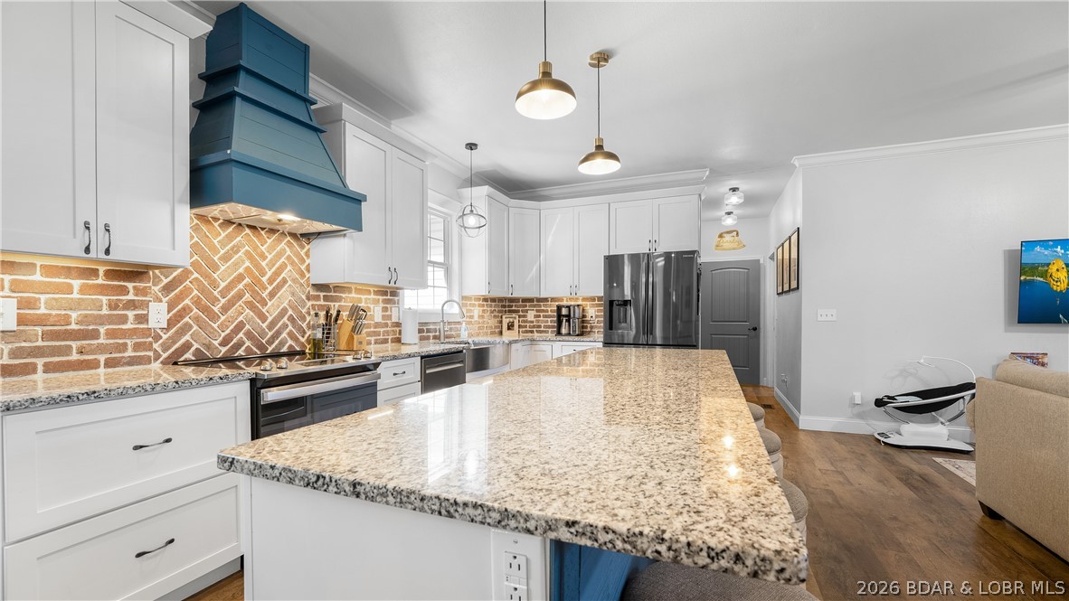 Falcon Hills - Residential