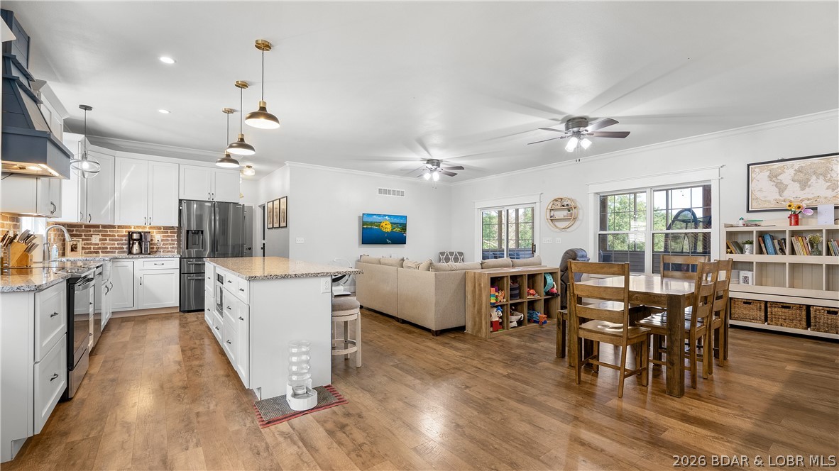 Falcon Hills - Residential