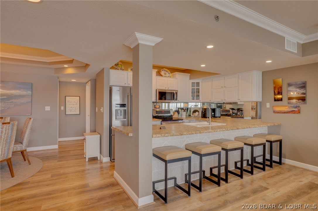 Lighthouse Pointe Condominium - Residential