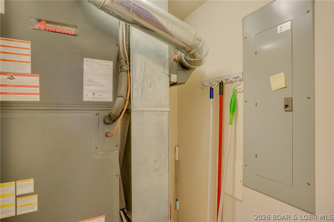 Lighthouse Pointe Condominium - Residential