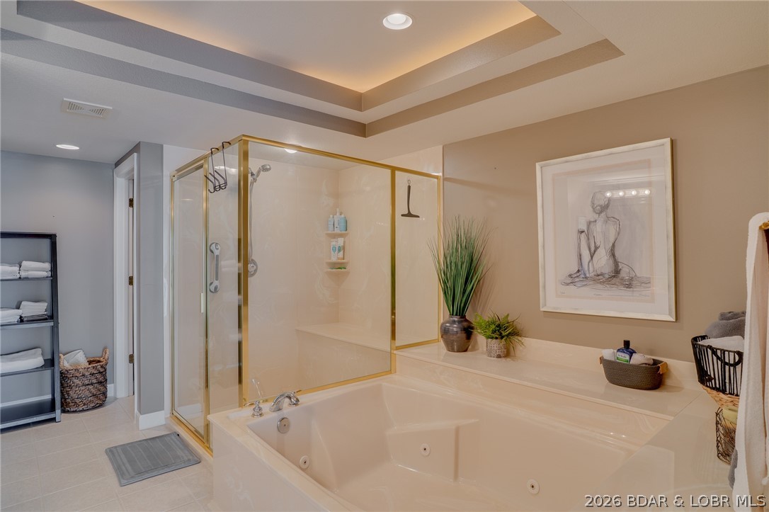 Lighthouse Pointe Condominium - Residential