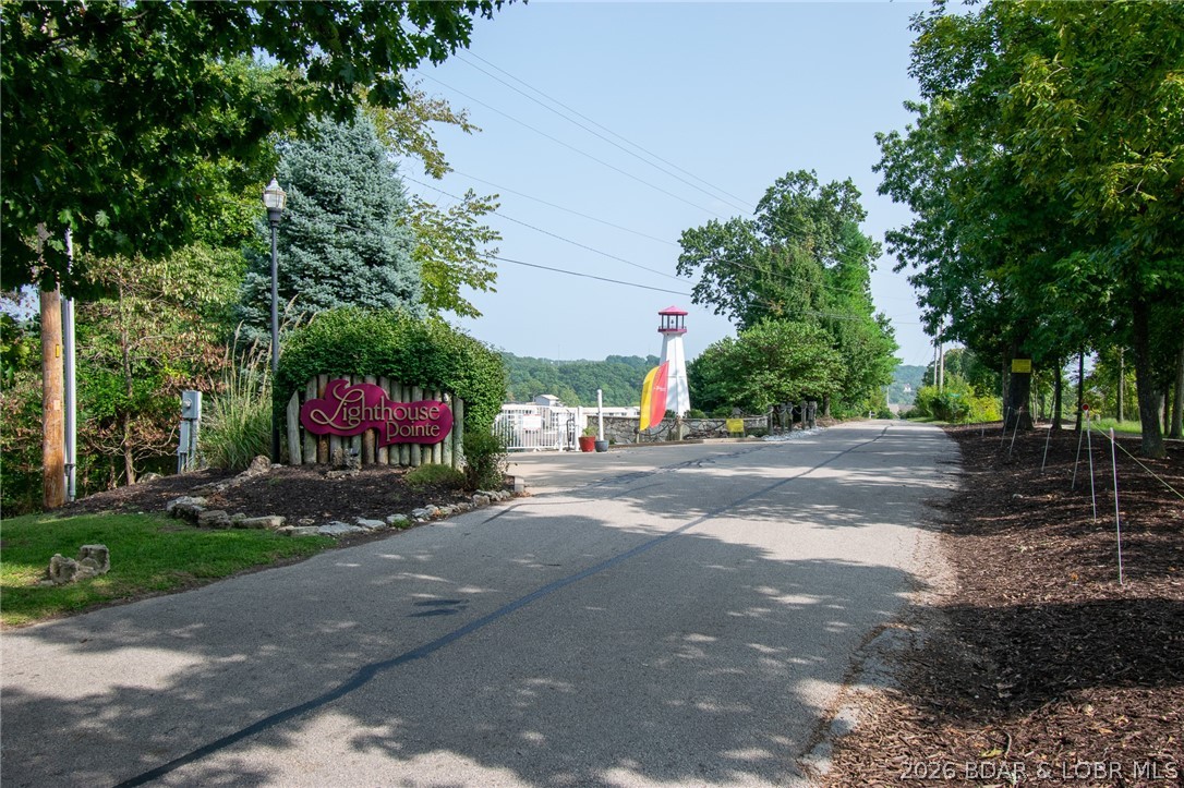 Lighthouse Pointe Condominium - Residential