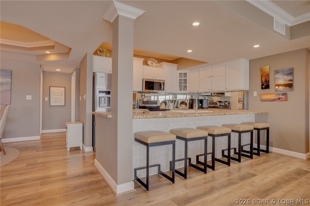 Lighthouse Pointe Condominium - Residential