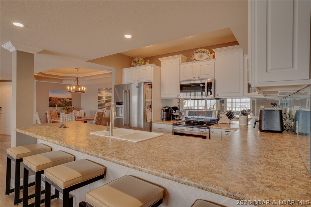 Lighthouse Pointe Condominium - Residential