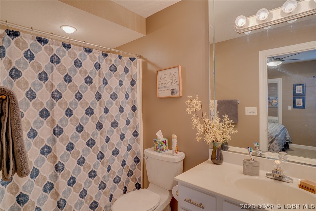 Lighthouse Pointe Condominium - Residential