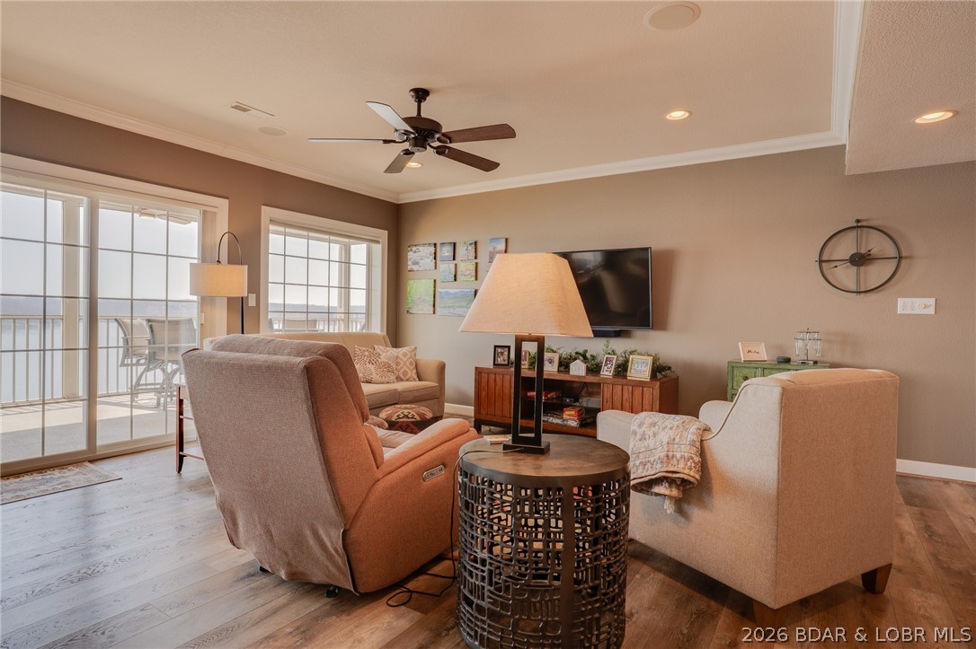 Lighthouse Pointe Condominium - Residential