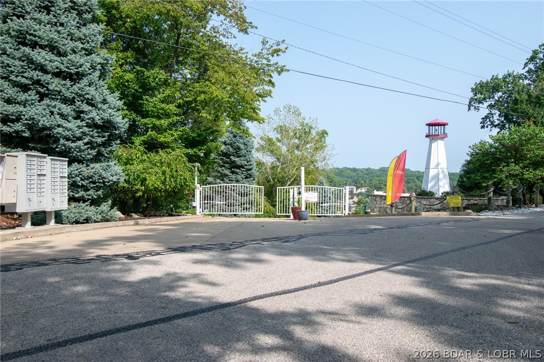 Lighthouse Pointe Condominium - Residential