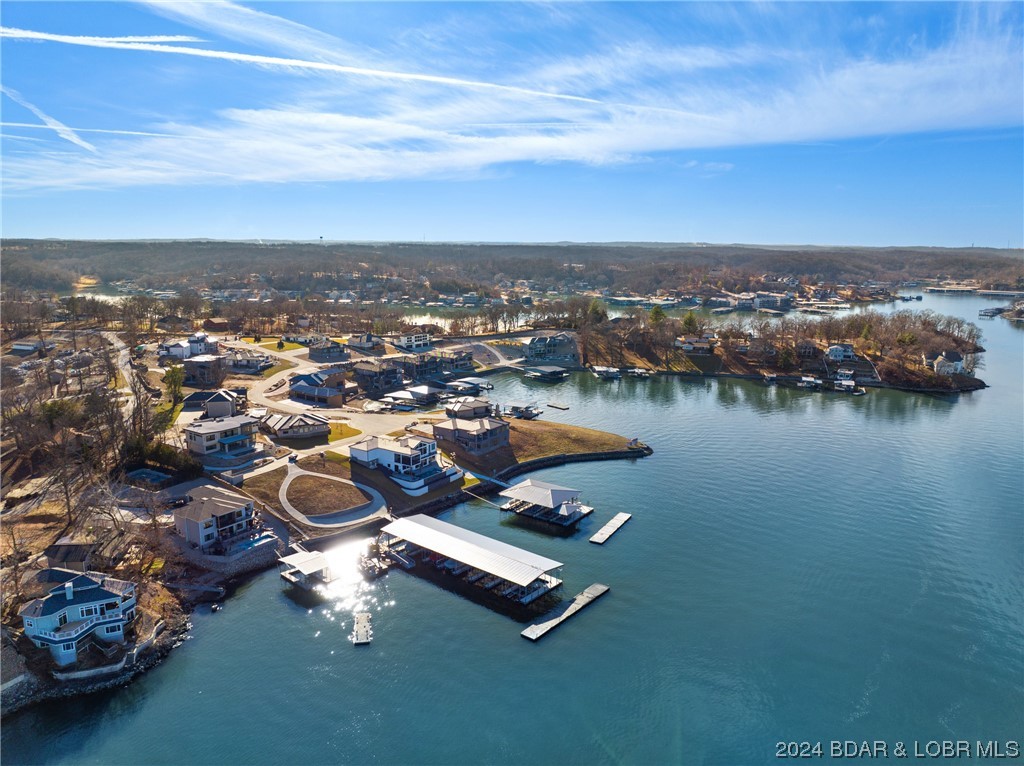 Osage Beach, Missouri 65065, United States, 4 Bedrooms Bedrooms, ,3 BathroomsBathrooms,Residential,Contingent,65080