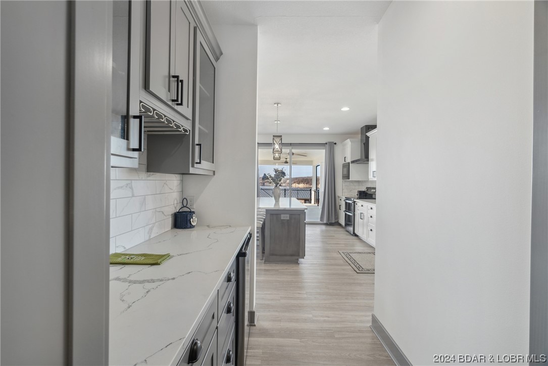 Osage Beach, Missouri 65065, United States, 4 Bedrooms Bedrooms, ,3 BathroomsBathrooms,Residential,Contingent,65080