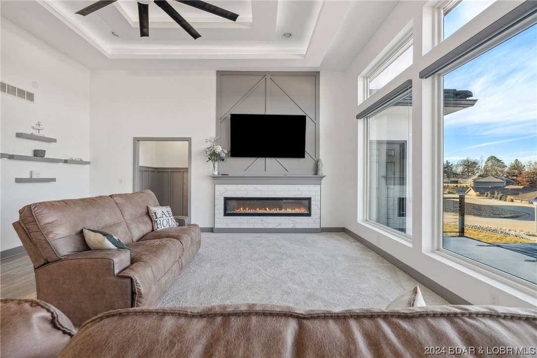 Osage Beach, Missouri 65065, United States, 4 Bedrooms Bedrooms, ,3 BathroomsBathrooms,Residential,Contingent,65080