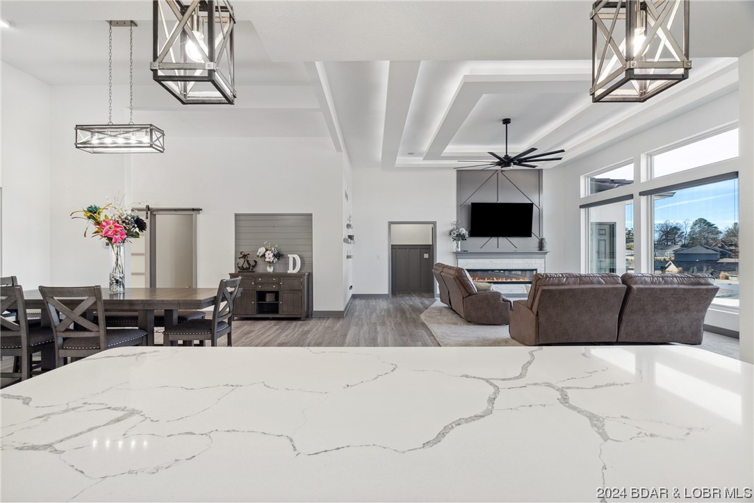 Osage Beach, Missouri 65065, United States, 4 Bedrooms Bedrooms, ,3 BathroomsBathrooms,Residential,Contingent,65080