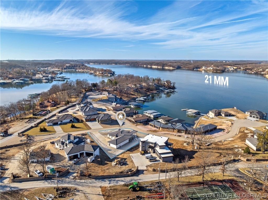 Osage Beach, Missouri 65065, United States, 4 Bedrooms Bedrooms, ,3 BathroomsBathrooms,Residential,Contingent,65080