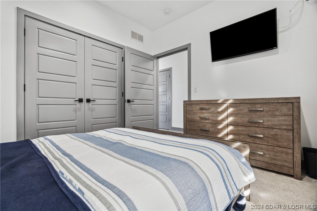 Osage Beach, Missouri 65065, United States, 4 Bedrooms Bedrooms, ,3 BathroomsBathrooms,Residential,Contingent,65080