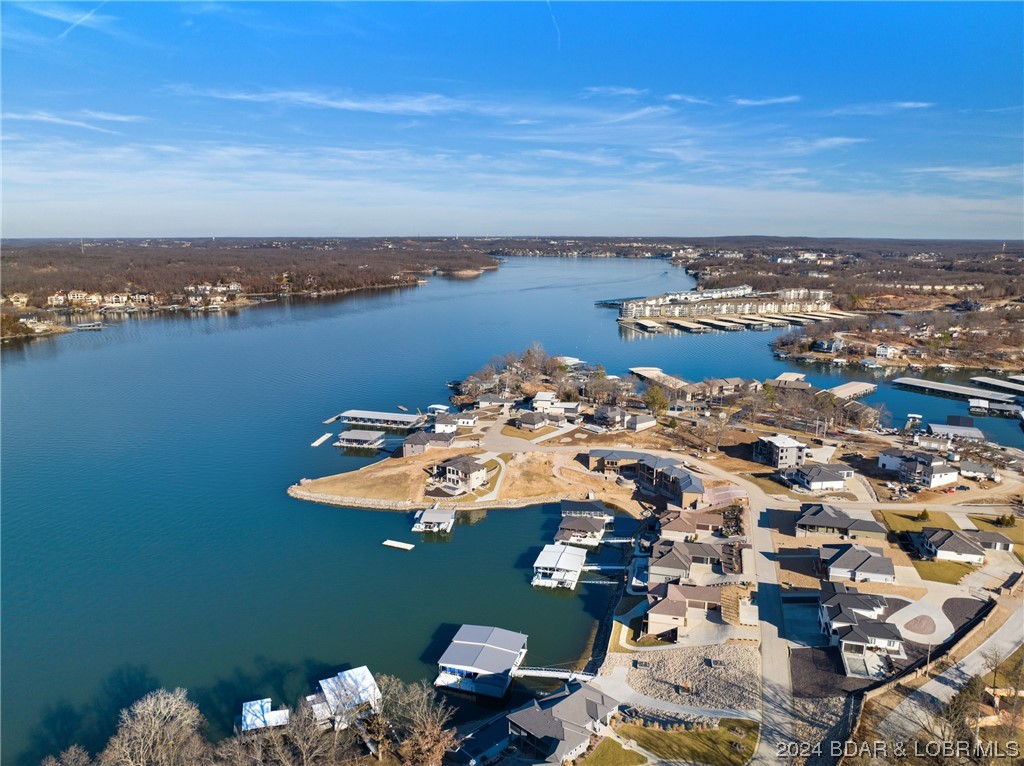 Osage Beach, Missouri 65065, United States, 4 Bedrooms Bedrooms, ,3 BathroomsBathrooms,Residential,Contingent,65080