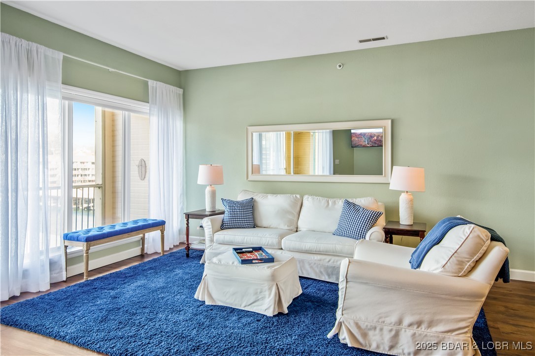 Lake Ozark, Missouri 65049, United States, 3 Bedrooms Bedrooms, ,2 BathroomsBathrooms,Residential,Active,111505