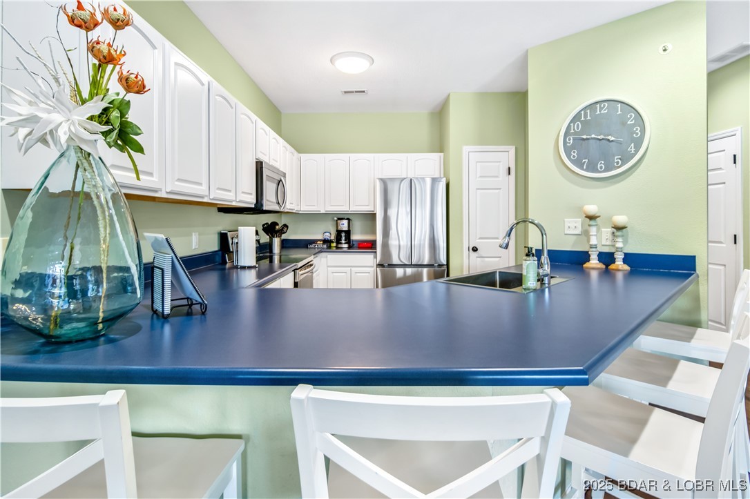 Lake Ozark, Missouri 65049, United States, 3 Bedrooms Bedrooms, ,2 BathroomsBathrooms,Residential,Active,111505