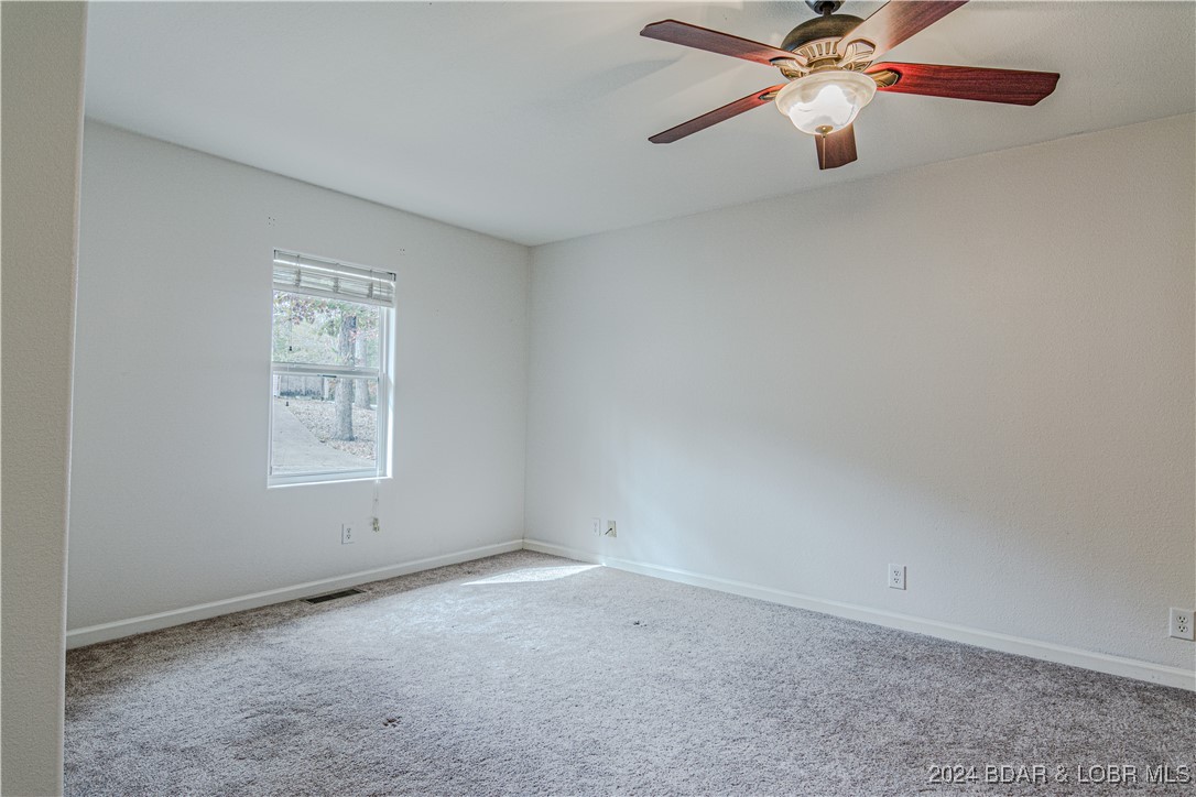 Four Seasons, Missouri 65049, United States, 4 Bedrooms Bedrooms, ,3 BathroomsBathrooms,Residential,Active,35078