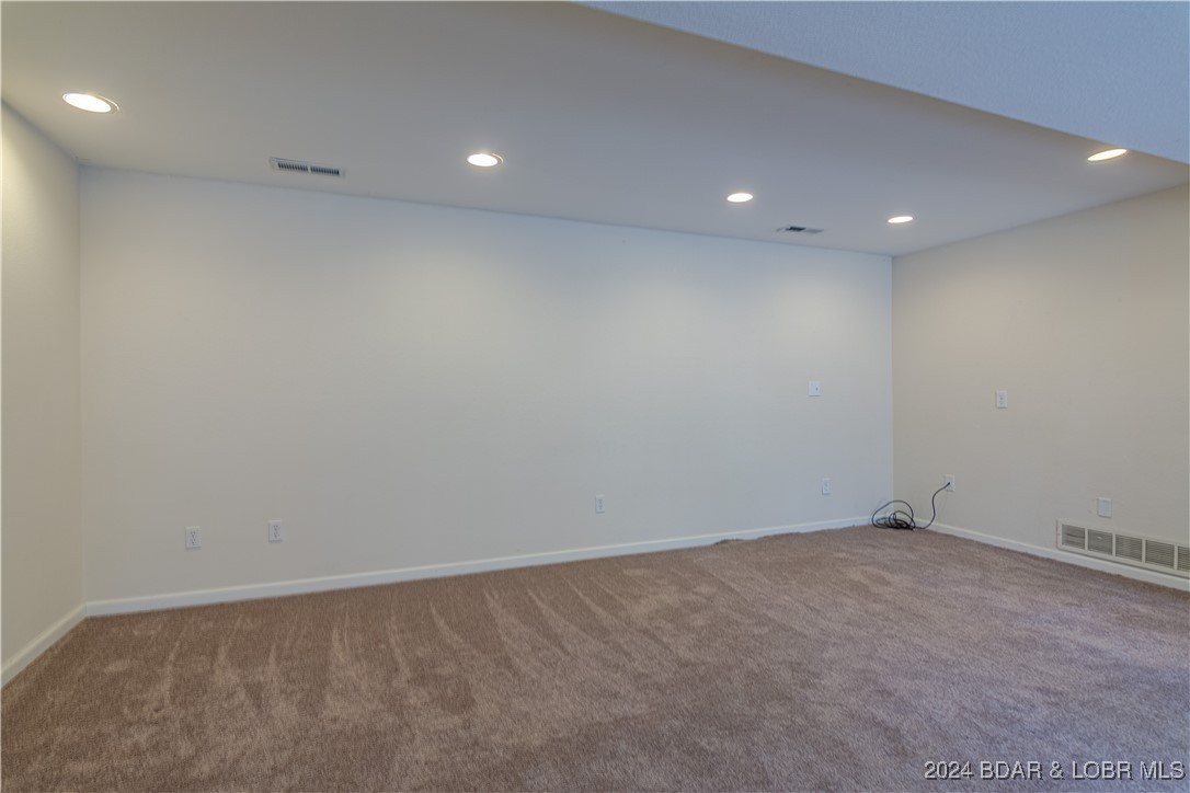 Four Seasons, Missouri 65049, United States, 4 Bedrooms Bedrooms, ,3 BathroomsBathrooms,Residential,Active,35078