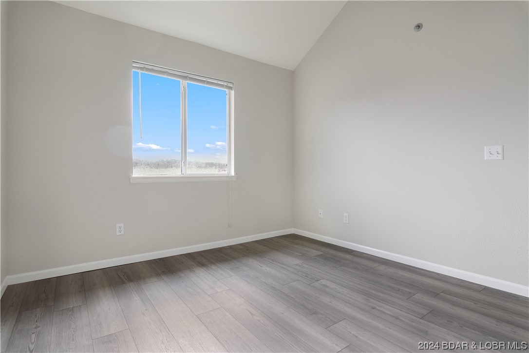 Osage Beach, Missouri 65065, United States, 4 Bedrooms Bedrooms, ,3 BathroomsBathrooms,Residential,Contingent,65541