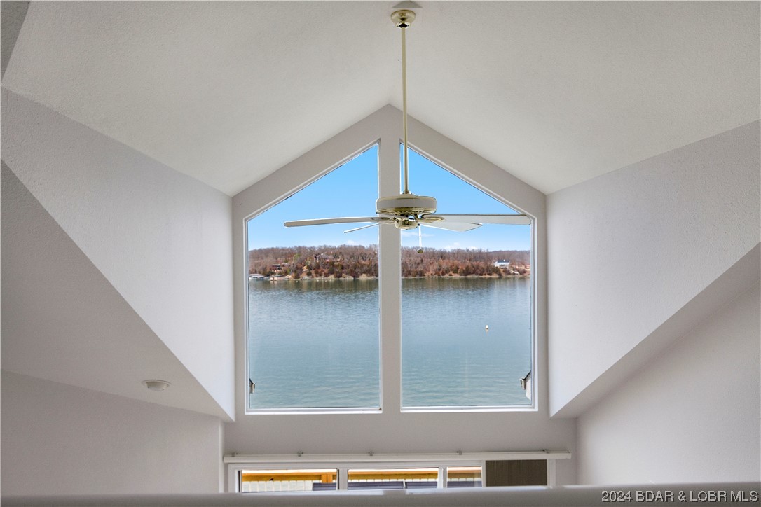 Osage Beach, Missouri 65065, United States, 4 Bedrooms Bedrooms, ,3 BathroomsBathrooms,Residential,Contingent,65541