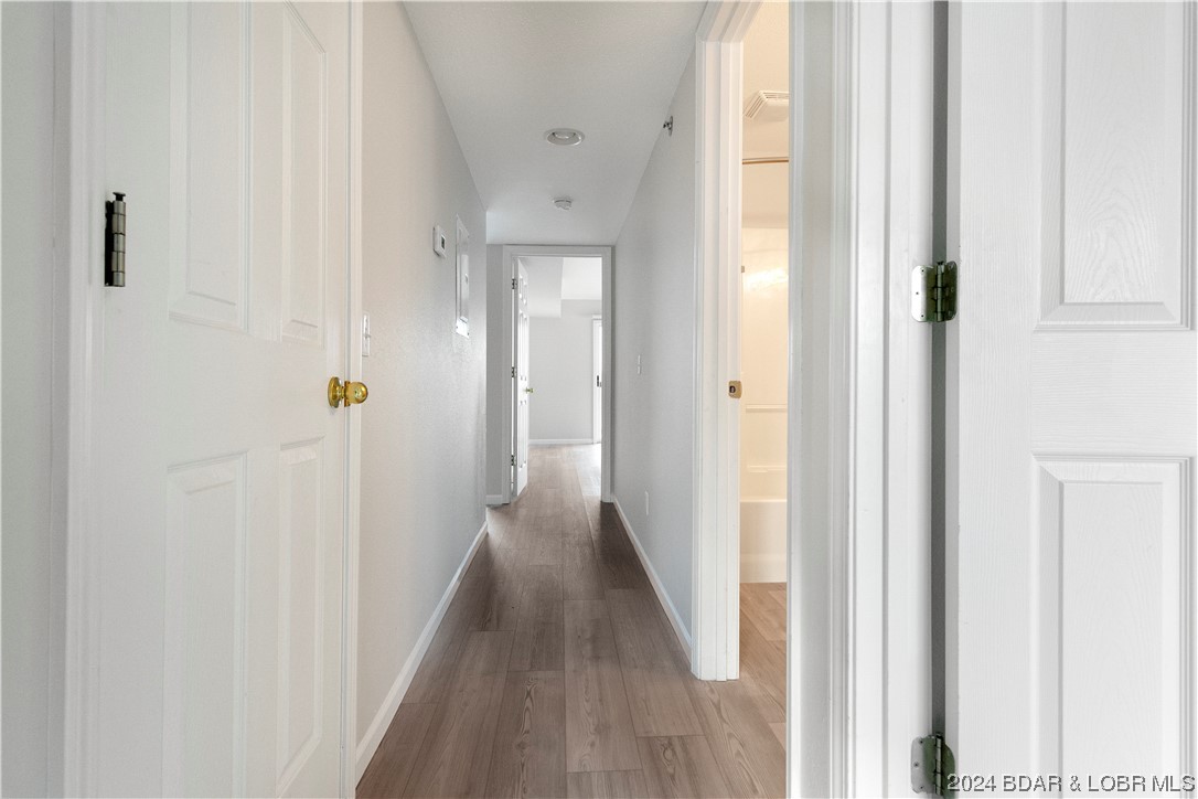 Osage Beach, Missouri 65065, United States, 4 Bedrooms Bedrooms, ,3 BathroomsBathrooms,Residential,Contingent,65541