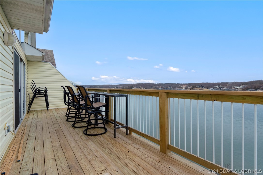 Osage Beach, Missouri 65065, United States, 4 Bedrooms Bedrooms, ,3 BathroomsBathrooms,Residential,Contingent,65541