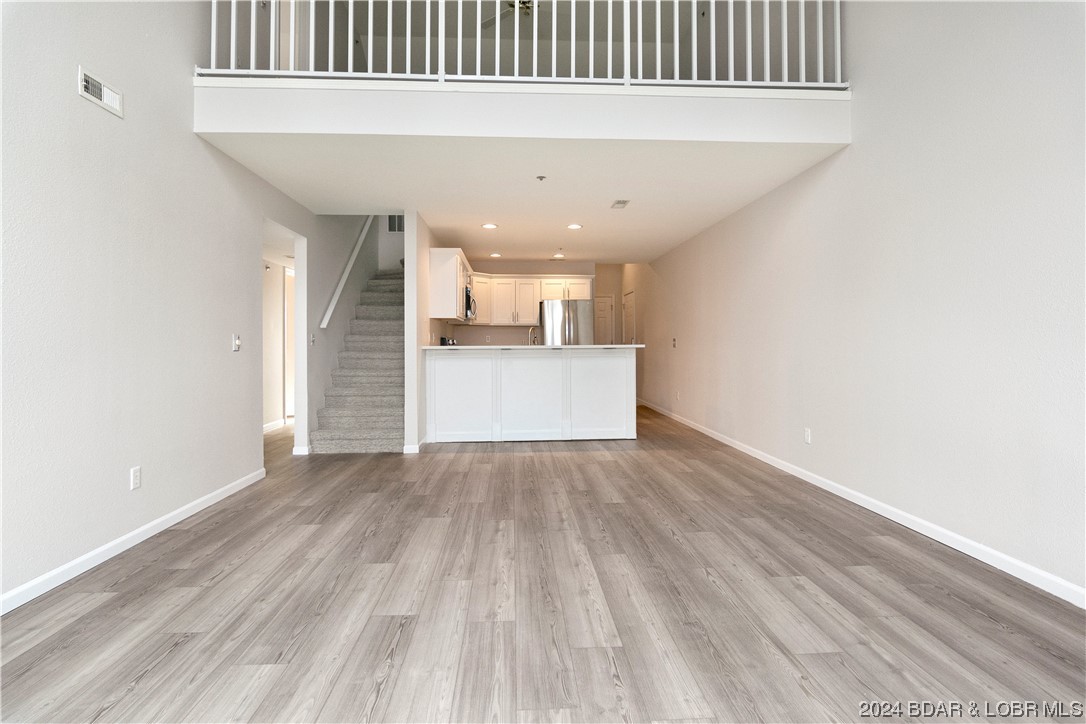 Osage Beach, Missouri 65065, United States, 4 Bedrooms Bedrooms, ,3 BathroomsBathrooms,Residential,Contingent,65541