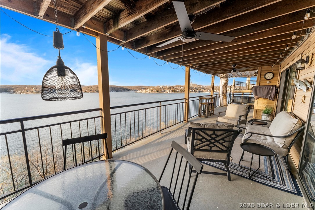 The Falls Condo - Residential