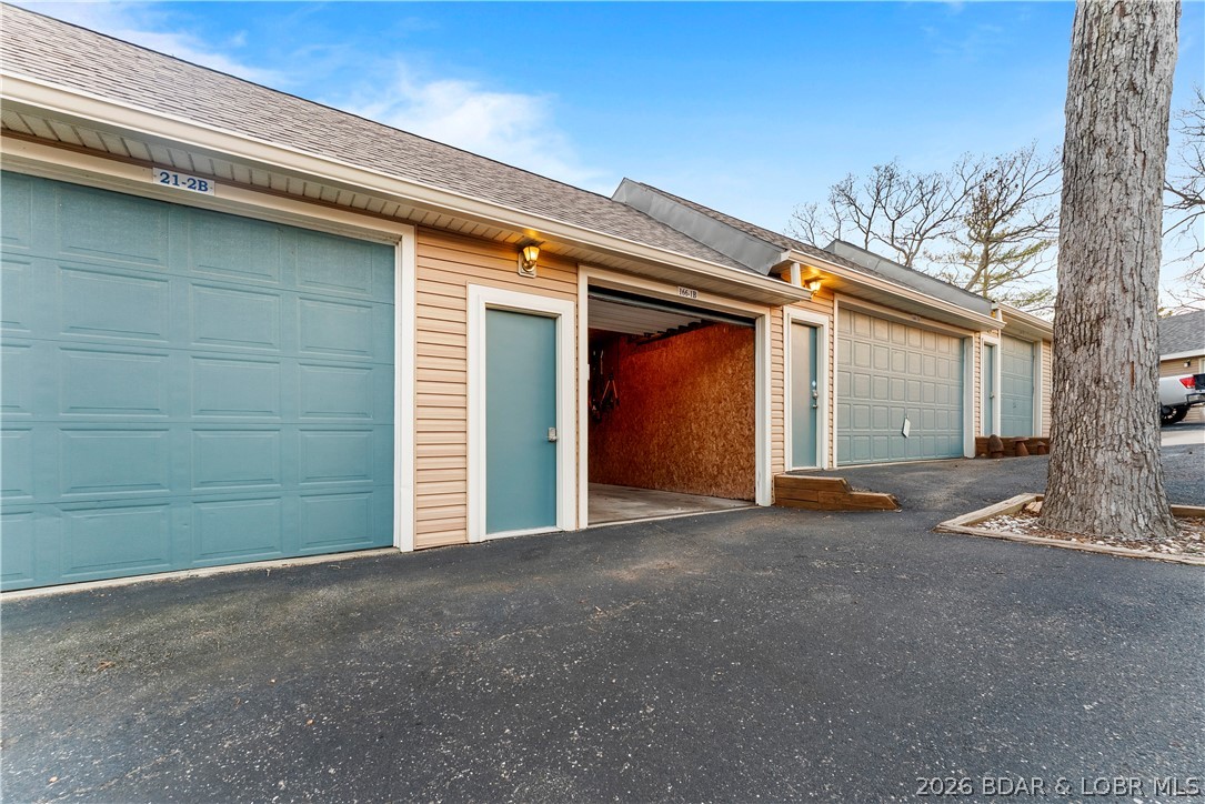 The Falls Condo - Residential