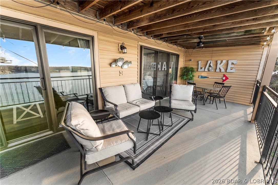 The Falls Condo - Residential