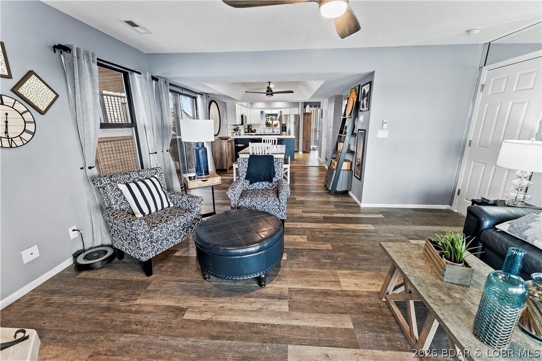 The Falls Condo - Residential