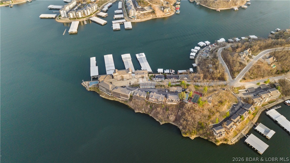 The Falls Condo - Residential