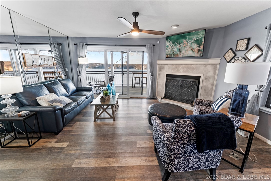 The Falls Condo - Residential